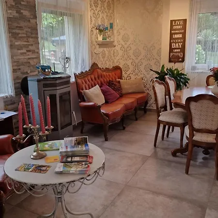 Konukevi Gaestehaus Tschertou