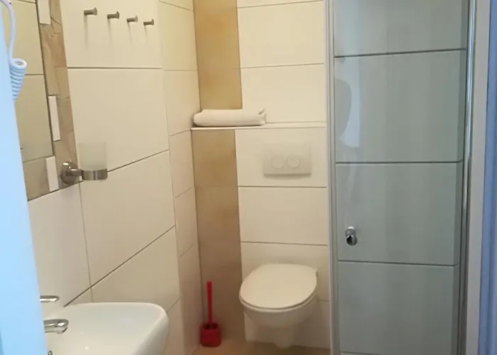 Gaestehaus Tschertou 招待所 弗拉奇