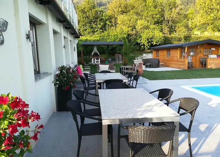 招待所 Gaestehaus Tschertou 弗拉奇